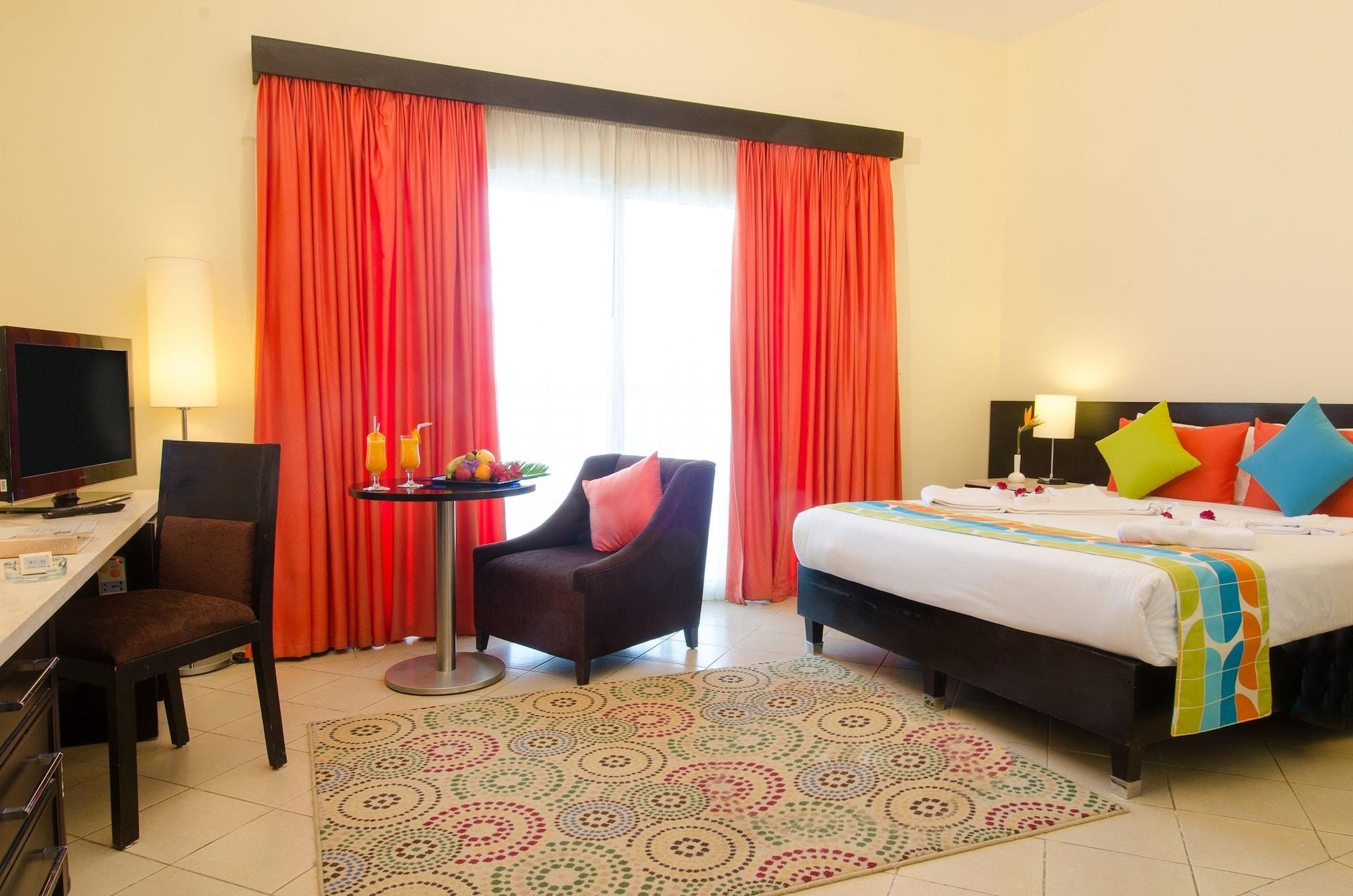 Swiss Inn Teda Hotel & Aqua Park ไอน์ ซกนา ภายนอก รูปภาพ
