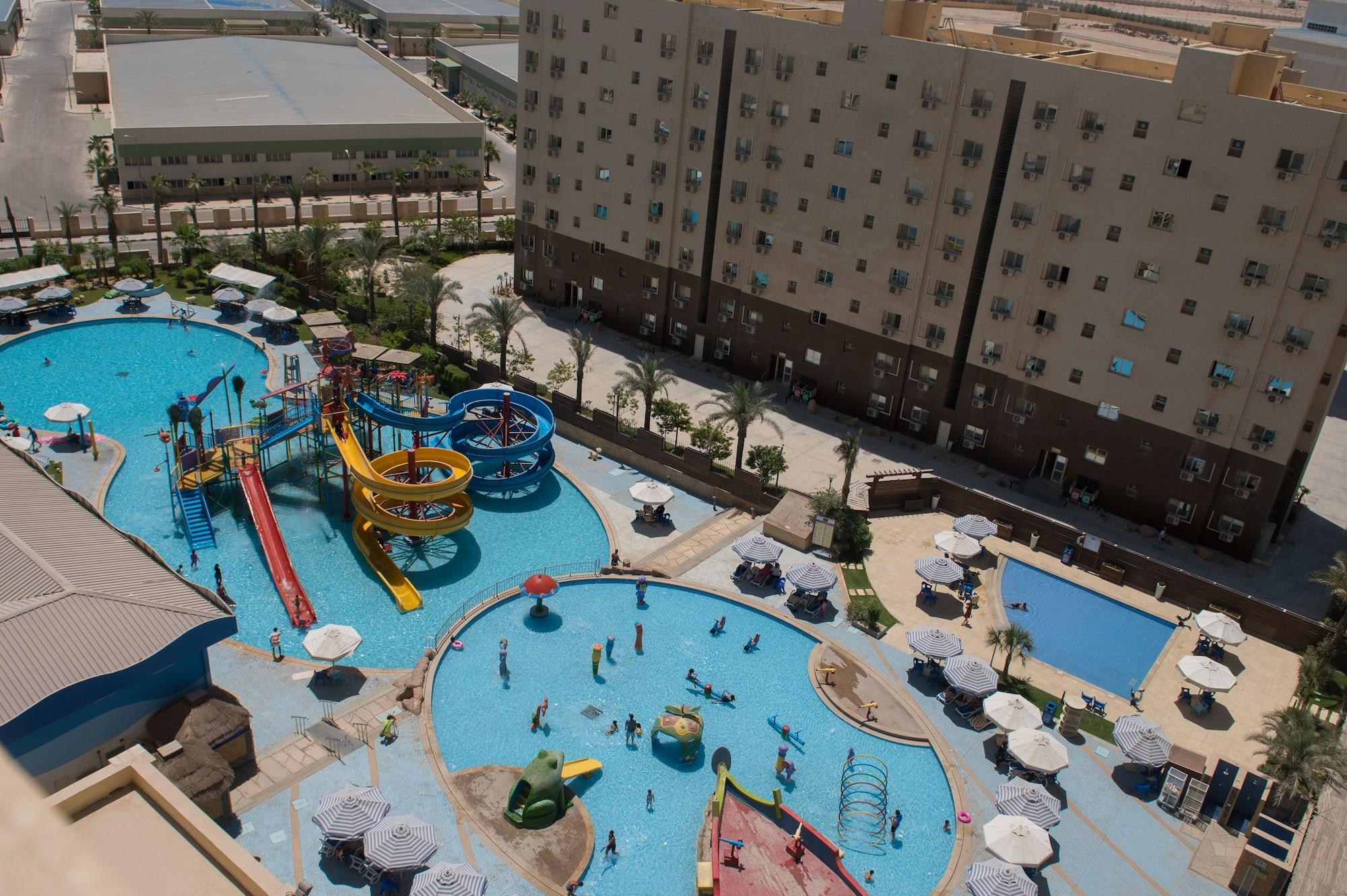 Swiss Inn Teda Hotel & Aqua Park ไอน์ ซกนา ภายนอก รูปภาพ
