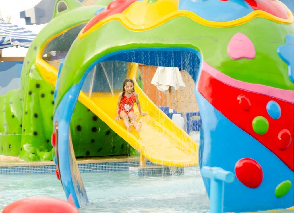 Swiss Inn Teda Hotel & Aqua Park ไอน์ ซกนา ภายนอก รูปภาพ